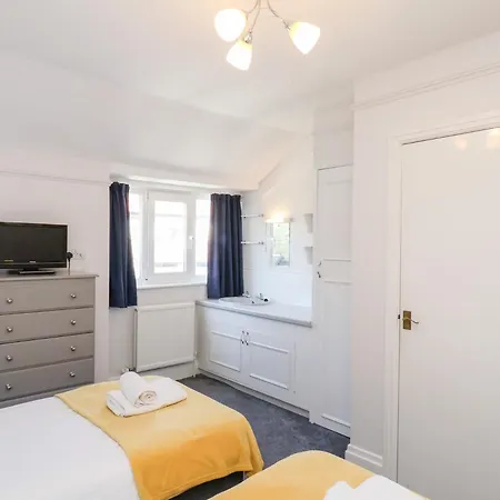 North * Scarborough